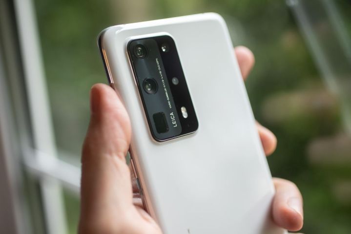 هواوي P40 Pro Plus بتقريب 10x يضع كلاً من أبل وسامسونج في موقف محرج