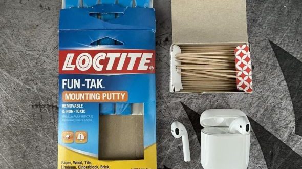 كيفية تنظيف سماعات AirPods