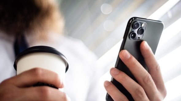 حيلة خفية للتكبير والتصغير في خرائط أبل باستخدام إصبع واحد فقط