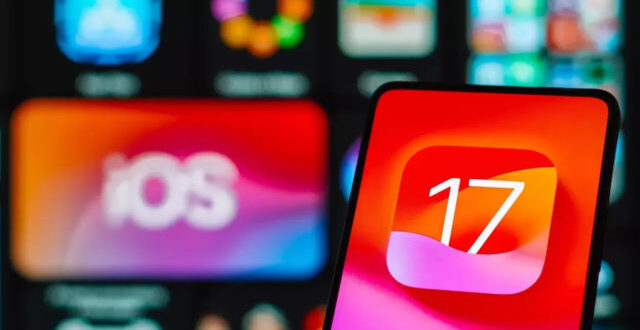 من iPhoneIslam.com، تحديث iOS 17.4 على تطبيقات هواتف أبل مع أخرى على الشاشة.