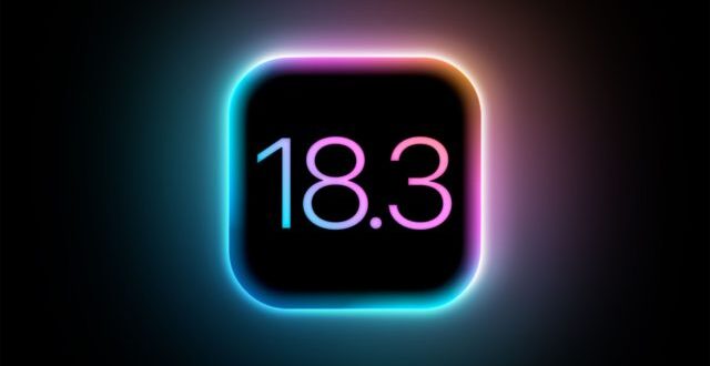 من iPhoneIslam.com، يعرض مربع متوهج ذو حواف مستديرة "18.3" بتدرج متعدد الألوان على خلفية داكنة، مما يسلط الضوء على أحدث ميزات نظام التشغيل iOS 18.3.